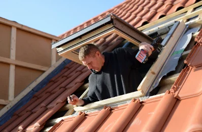 Pose de fenêtres de toit Velux à Rosnay